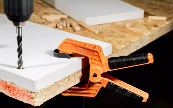 Ścisk sprężynowy NEO Tools 45-520