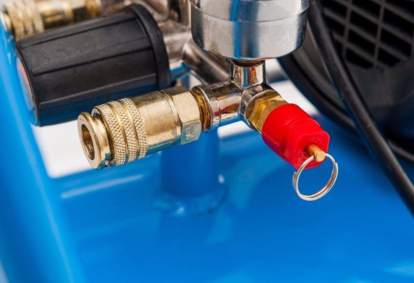 Kompresor tłokowy olejowy Airpress HL275-50 2,0KM/1,5kw ,50l., 275l./min.