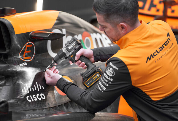 Wiertarko-wkrętarka Dewalt DCD85MP2T