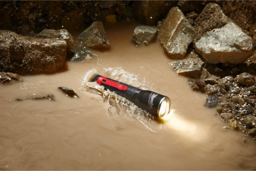 Latarka akumulatorowa Milwaukee ML-LED