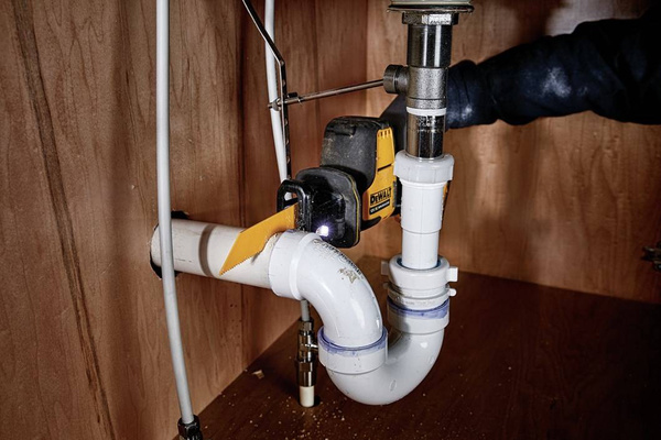 Pilarka szablasta DeWALT DCS312N