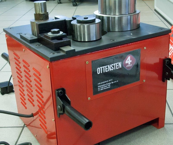 Giętarka prętów zbrojeniowych 4PRO ORB25 do 25 mm