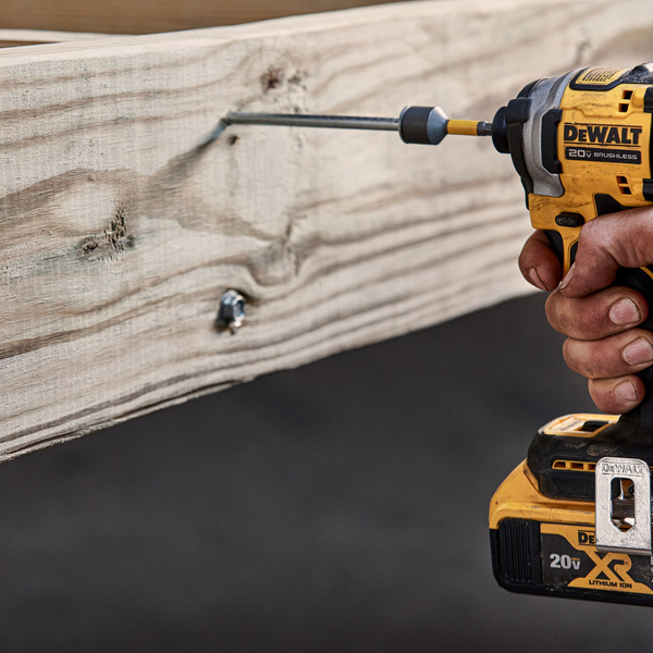Zakrętarka Dewalt DCF850P2T
