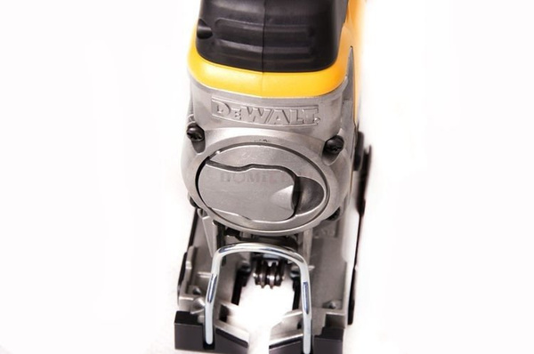 Wyrzynarka Dewalt DCS331M2