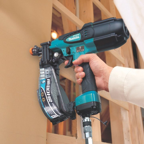 Wkrętarka Makita AR410HR