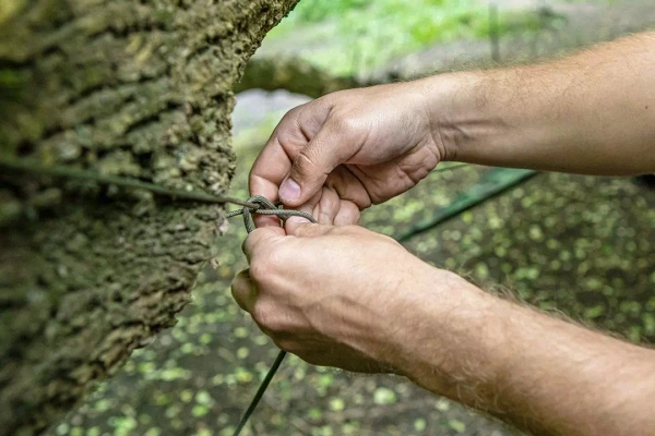 Linka paracord 4 mm NEO Tools 63-125 30 m