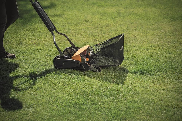 Pojemnik na trawę Fiskars StaySharp (1000592)
