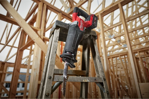 Piła szablasta Milwaukee M18 ONEFSZ-0X