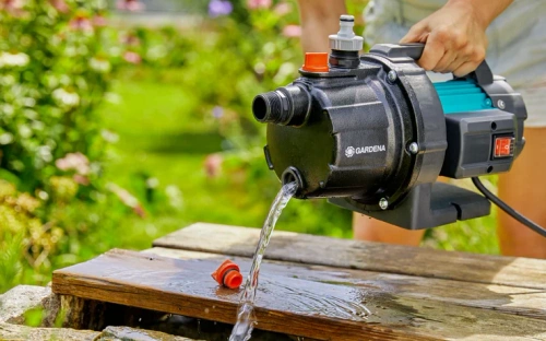 Pompa ogrodowa Gardena 3700/4 BASIC 09014-47