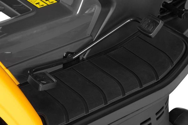 Kosiarka traktorek Stiga Estate 384