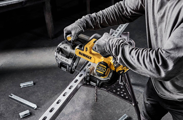Piła taśmowa Dewalt DCS378N