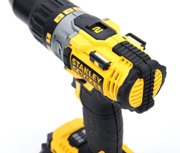 Akumulatorowa wiertarko-wkrętarka z udarem + zestaw akcesoriów 50 szt. Stanley Fatmax FMCK625D2F