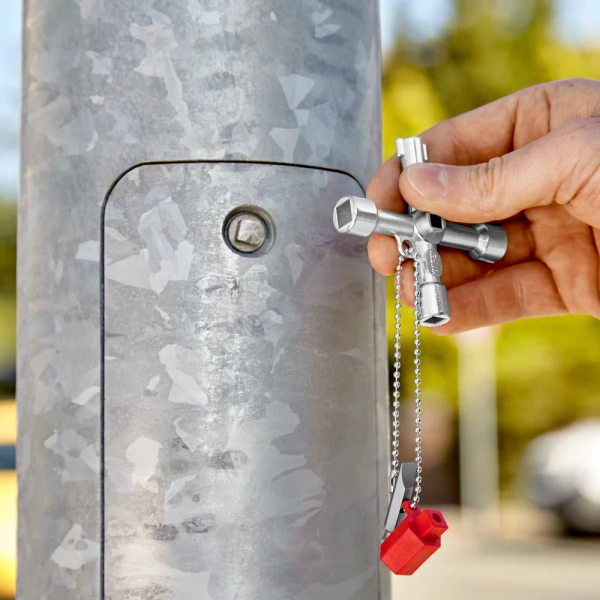 Klucz do szaf sterowniczych 76 mm Knipex 001103