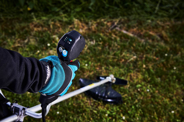 Akumulatorowa podkaszarka DUR369APT2 Makita