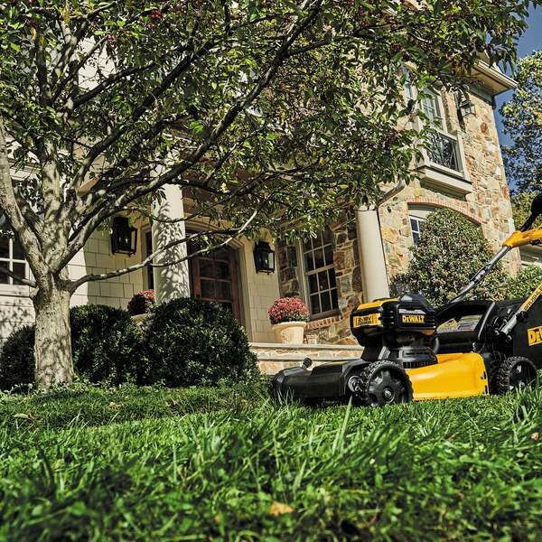 Kosiarka akumulatorowa DeWALT DCMWSP564N