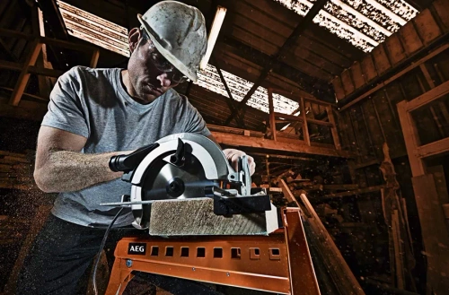 Pilarka tarczowa AEG KS 66-2