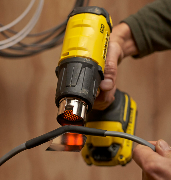 Akumulatorowa opalarka V20 Stanley Fatmax SFMCE530B-XJ