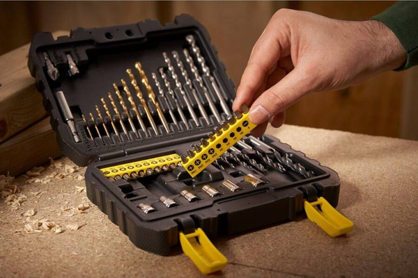 Zestaw bitów i wierteł Stanley STA88546-XJ 50 elementów