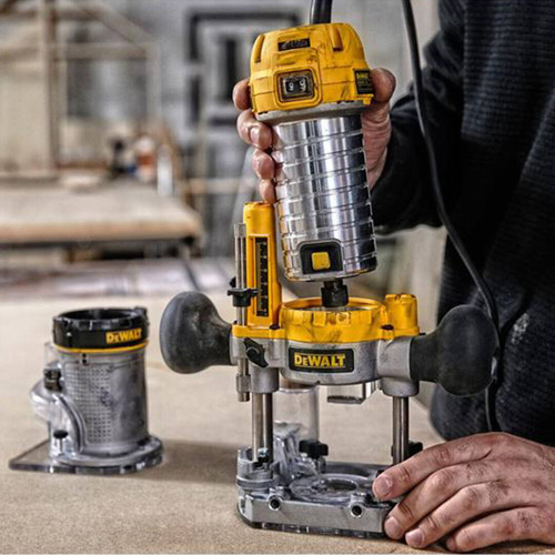 Frezarka górnowrzecionowa DeWALT D26204K