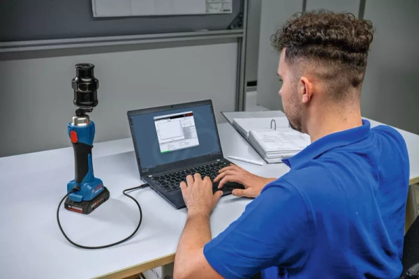 Akumulatorowy dziurkownik hydrauliczny Bosch GLH 18V-60 06019P0200