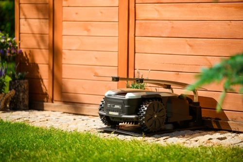 Robot koszący Cedrus C-MOW-L20+