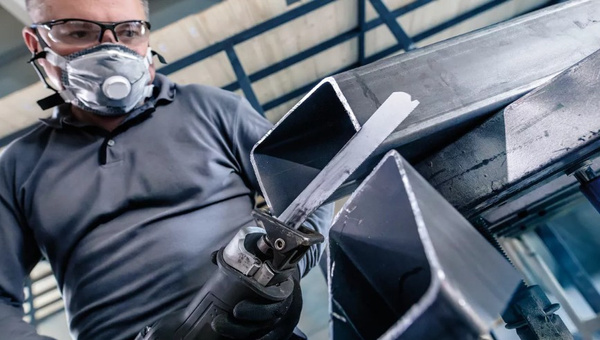 Brzeszczot Pro Medium-Thick Metal Precise S1137BEF Bosch 2608658995 25 szt.