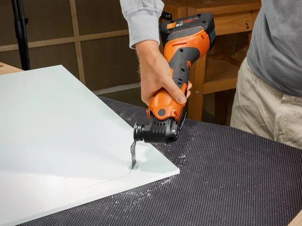 Narzędzie wielofunkcyjne Fein Multimaster AMM 500 PLUS 4 Ah w torbie z nylonu (71293870000)