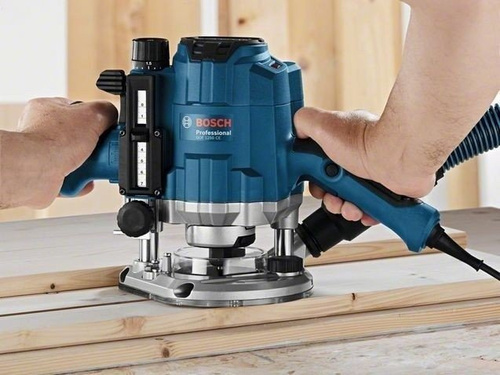 Bosch GOF 1250 CE Frezarka górnowrzecionowa