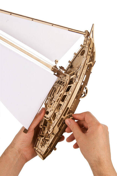 Żaglówka Serenity's Dream UGEARS 70224