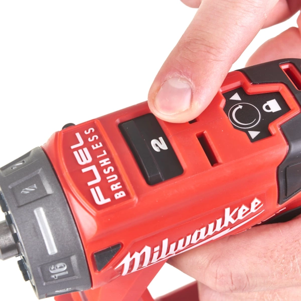 Wiertarko-wkrętarka Milwaukee M12 FDDX-0