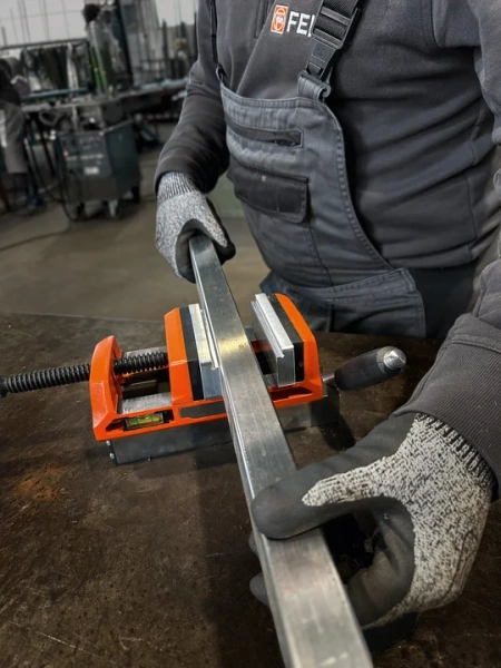 Para szczęk ochronnych (P) pryzmatycznych 110 mm, aluminium FEIN VersaMAG (30240476010)