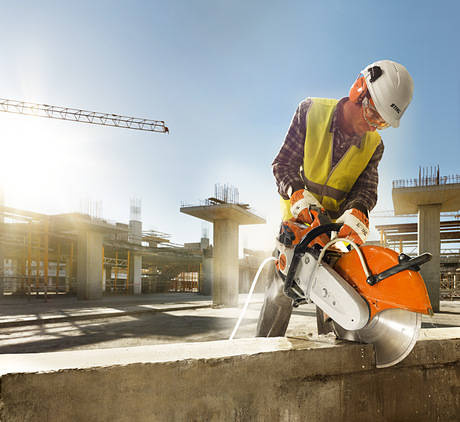 Przecinarka Stihl TS 500i - spalinowa o mocy 5,3 KM