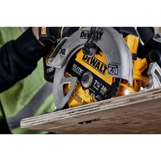 Piła tarczowa DeWALT DWAW71424 Elite Series