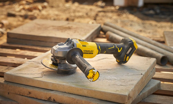 Szlifierka kątowa Stanley Fatmax SFMCG710B