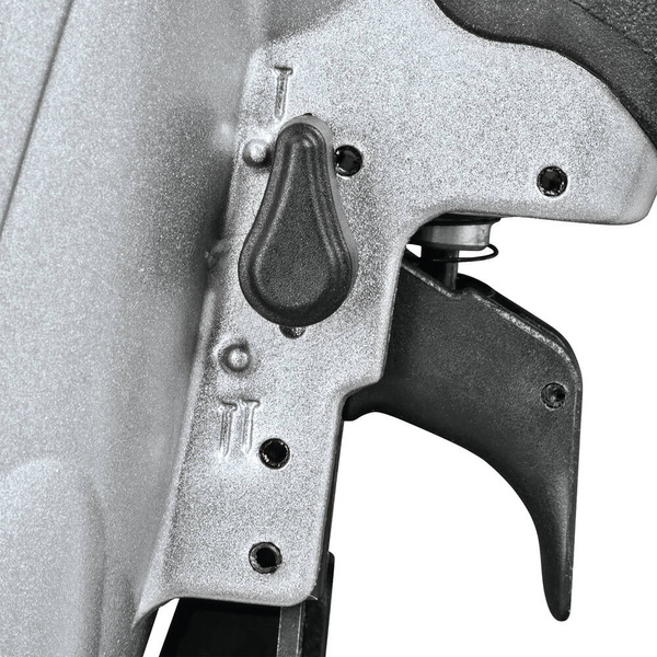 Gwoździarka pneumatyczna AN924 Makita