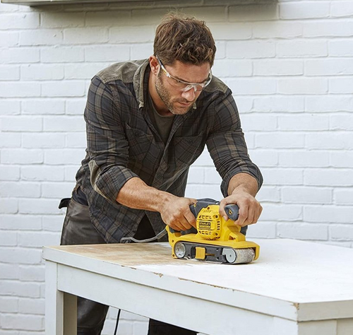 Szlifierka taśmowa Stanley Fatmax FMEW204K