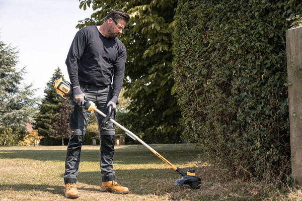 Podkaszarka Dewalt DCM561P1S