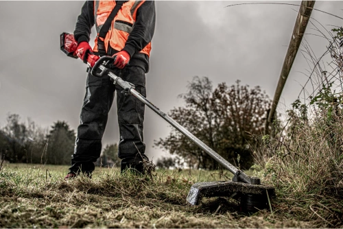 Podkaszarka Milwaukee M18 FOPH-LTA przystawka QUIK-LOK