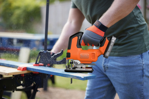 Wyrzynarka Black Decker BLCJS78N-XJ