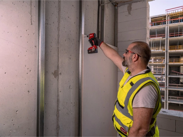 Zakrętarka udarowa Milwaukee M18 BLIDRC-402C