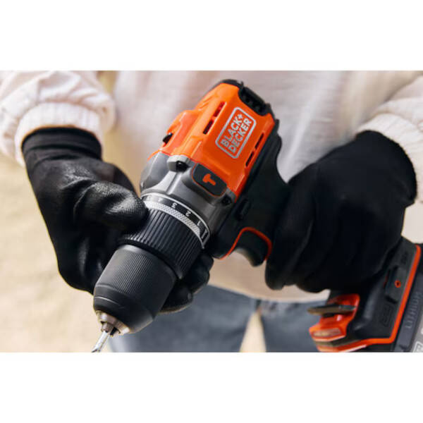 Wiertarko-wkrętarka Black Decker BCD383D2XK-QW