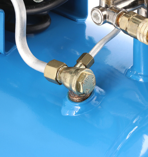 Kompresor dwutłokowy olejowy Aipress HL 425-50 z zestawem akcesoriów pneumatycznych