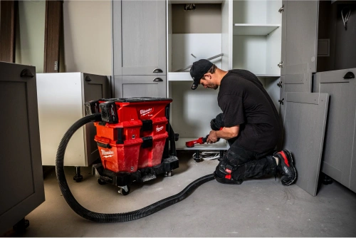 Odkurzacz akumulatorowy Milwuakee M18 F2VC23LG2-0