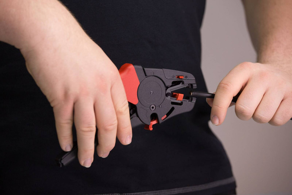 Automatyczne szczypce do zdejmowania izolacji Wiha 42062