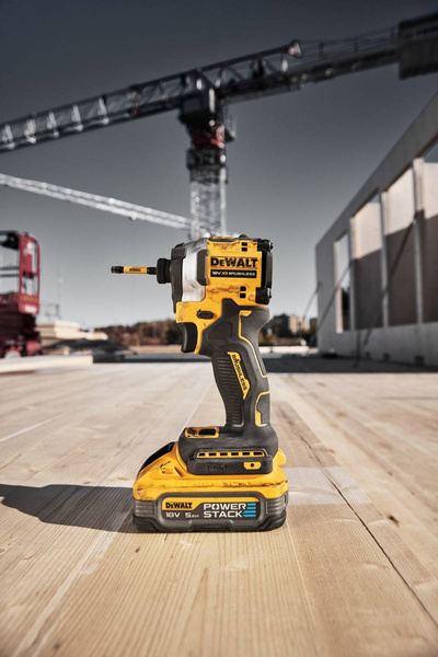 Zakrętarka DeWALT DCF850H2T