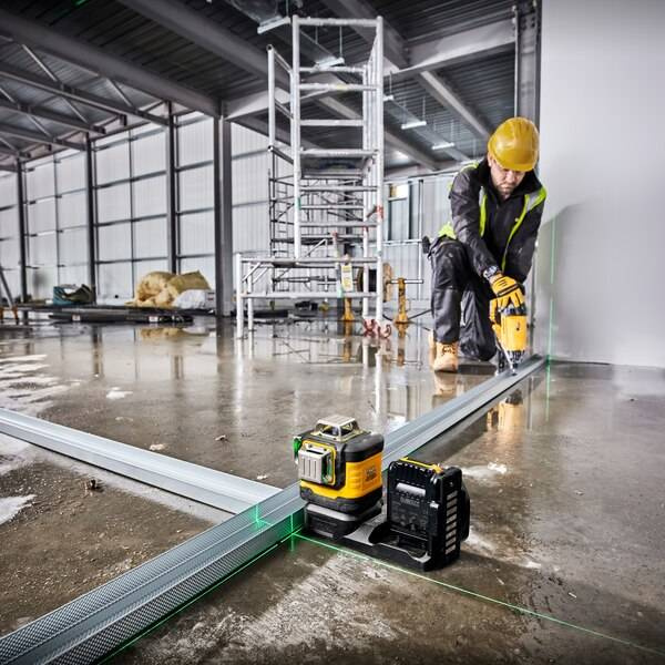Laser wieloliniowy 3X360 zielony 12/18V XR DeWALT DCE089NG18-XJ 