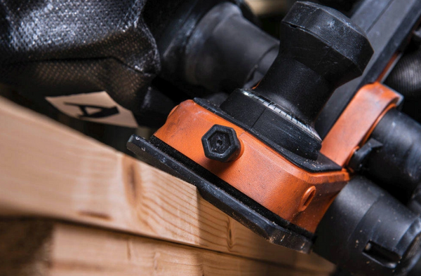 Akumulatorowy strug BHO18BL-0 AEG