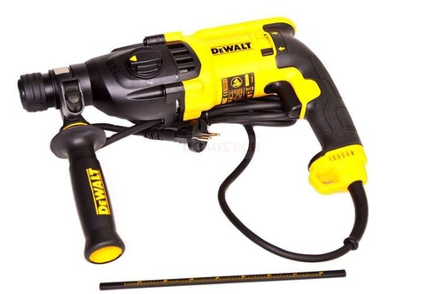 Młotowiertarka DeWalt D25133K +zestaw osprzętu