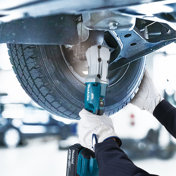 Kątowy klucz udarowy Makita DTL301Z