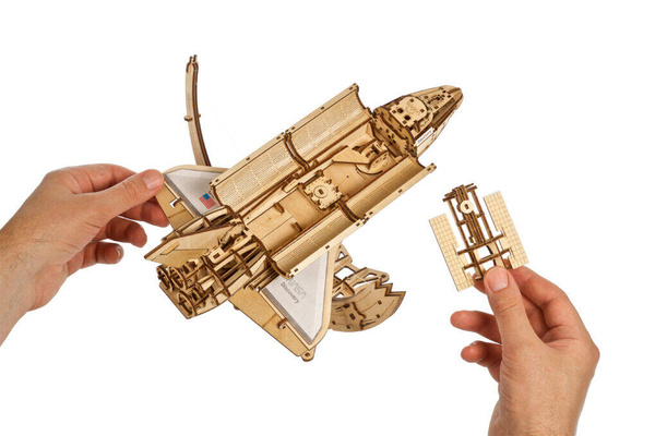 Wahadłowiec NASA Discovery UGEARS 70227